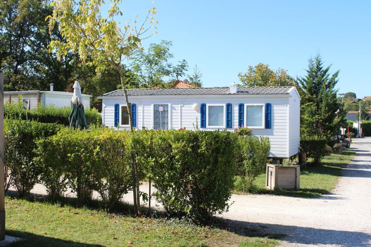 Camping du Pontis Verteillac Bagian luar foto
