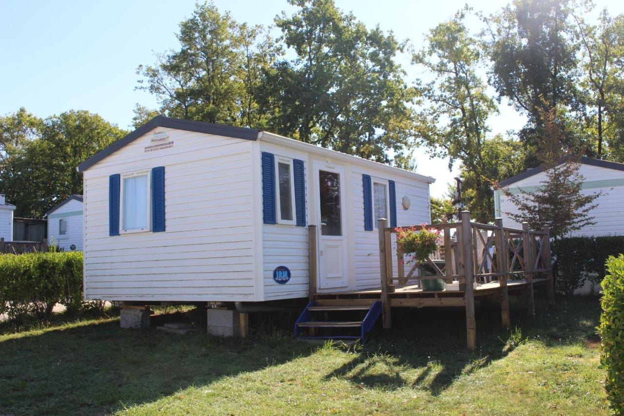Camping du Pontis Verteillac Bagian luar foto