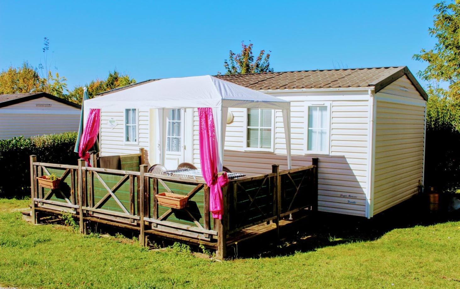 Camping du Pontis Verteillac Bagian luar foto