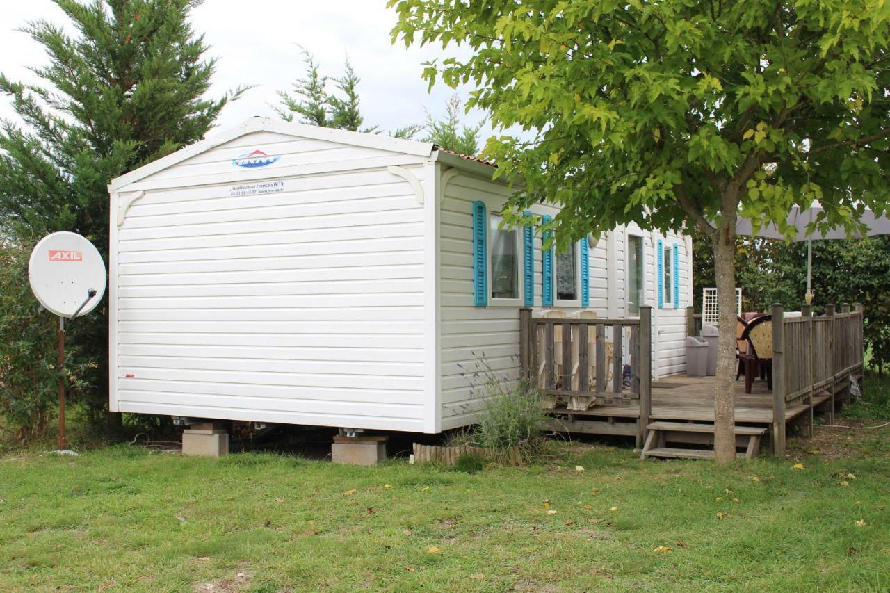 Camping du Pontis Verteillac Bagian luar foto