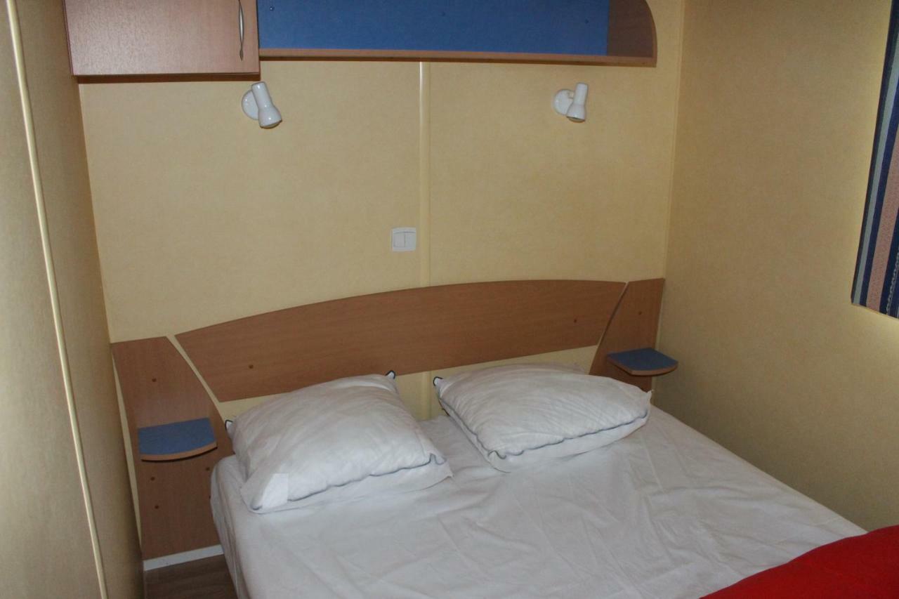 Camping du Pontis Verteillac Bagian luar foto