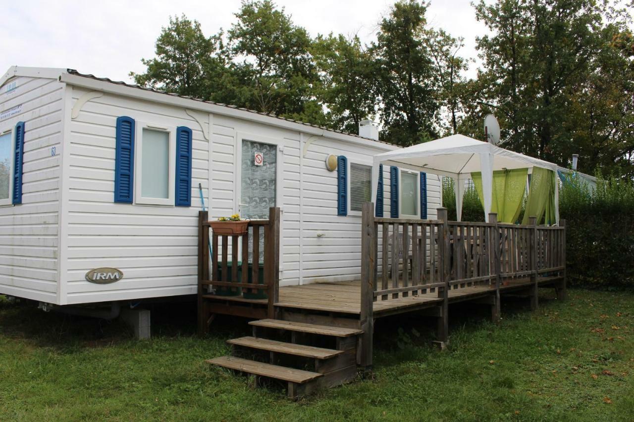 Camping du Pontis Verteillac Bagian luar foto