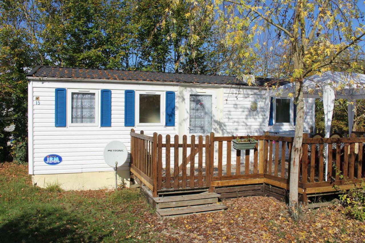 Camping du Pontis Verteillac Bagian luar foto