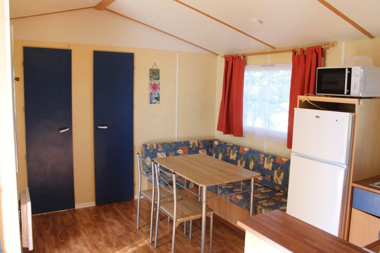 Camping du Pontis Verteillac Bagian luar foto